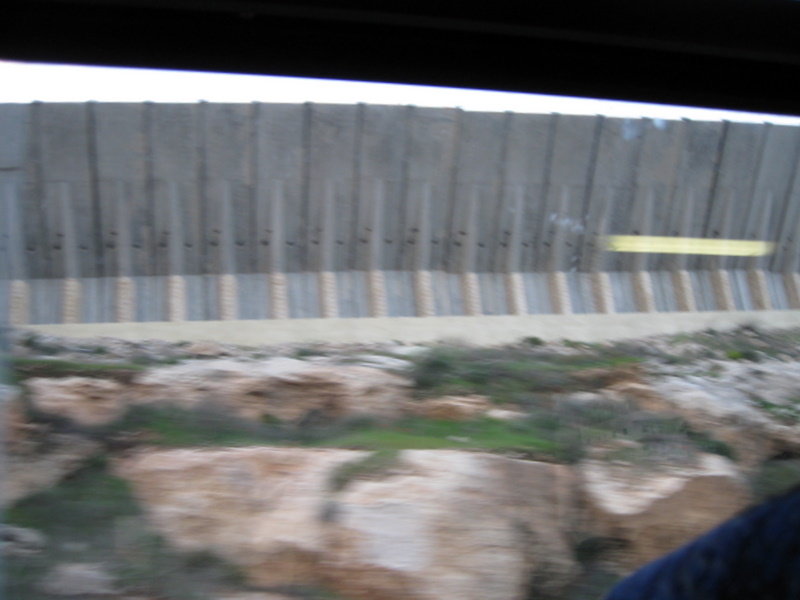 wall separating West Bank from Jerusalem